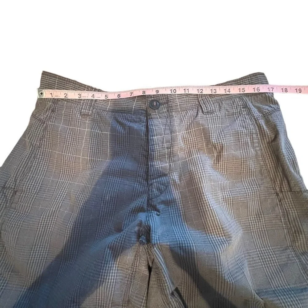 The North‎ Face Men's Gray Plaid Striped Chino Shorts Size 36 Outdoor Casual